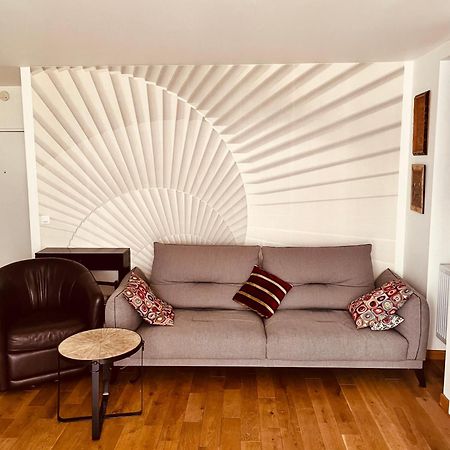 Apartament Jolie 2 Pieces Avec Balcon Paris 15 Eme Zewnętrze zdjęcie